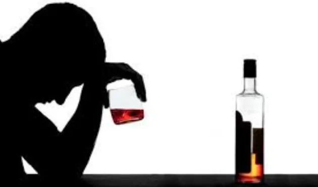 dung-dua-vao-ruou-bia-neu-khong-ngu-duoc-cac-bac-si-tam-ly-canh-bao-co-nguy-co-mac-benh-than-kinh