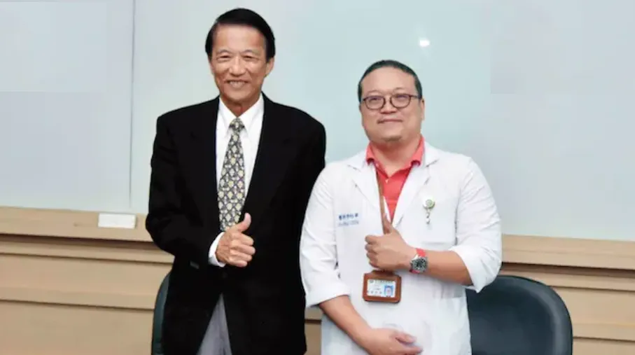 cuoc-chien-voi-ung-thu-bang-quang-cua-bac-si-tran-bach-hoa-mot-cau-chuyen-hy-vong