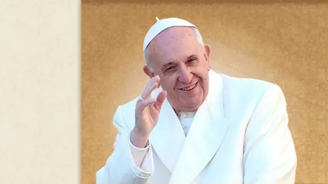 giao-hoang-phanxico-tu-tran-o-tuoi-88-dien-tien-benh-ly-va-canh-bao-viem-phoi-o-nguoi-cao-tuoi